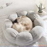 coussin-pour-chat-appaisant-fleur-gris